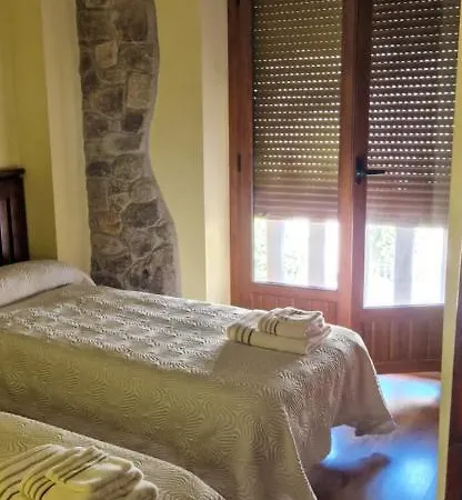 Privatunterkunft Casa Cesar Lubián