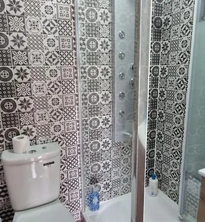 Casa Cesar Quarto em Acomodações Particulares Lubian